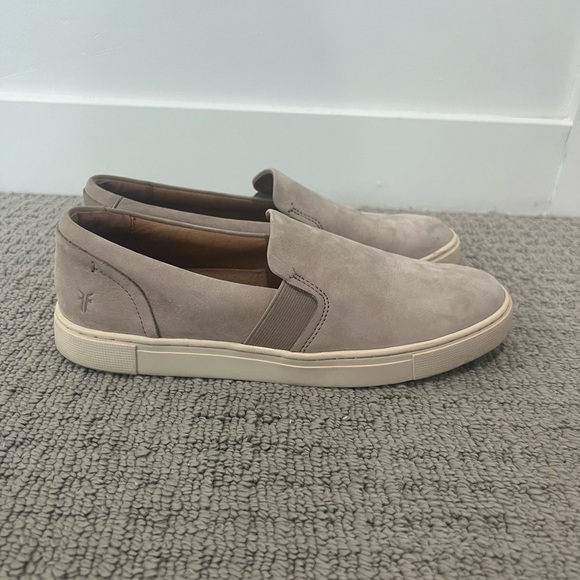 Frye Ivy Slip Taupe 8.5 - Picture 9 of 10